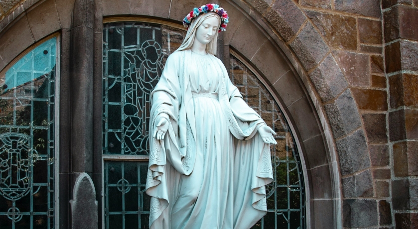 Sz�z M�ria